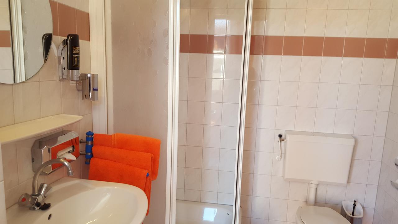 Hotel Ambiente Vlissingen Esterno foto